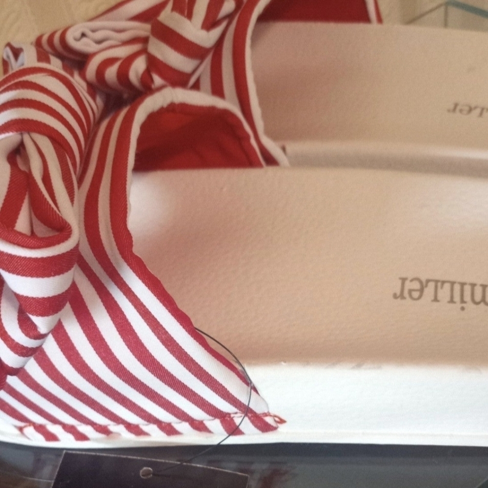 Olivia Miller Red and White Stripes Slip-On Low Wedge Sandals Women Size 6 - Picture 11 of 16